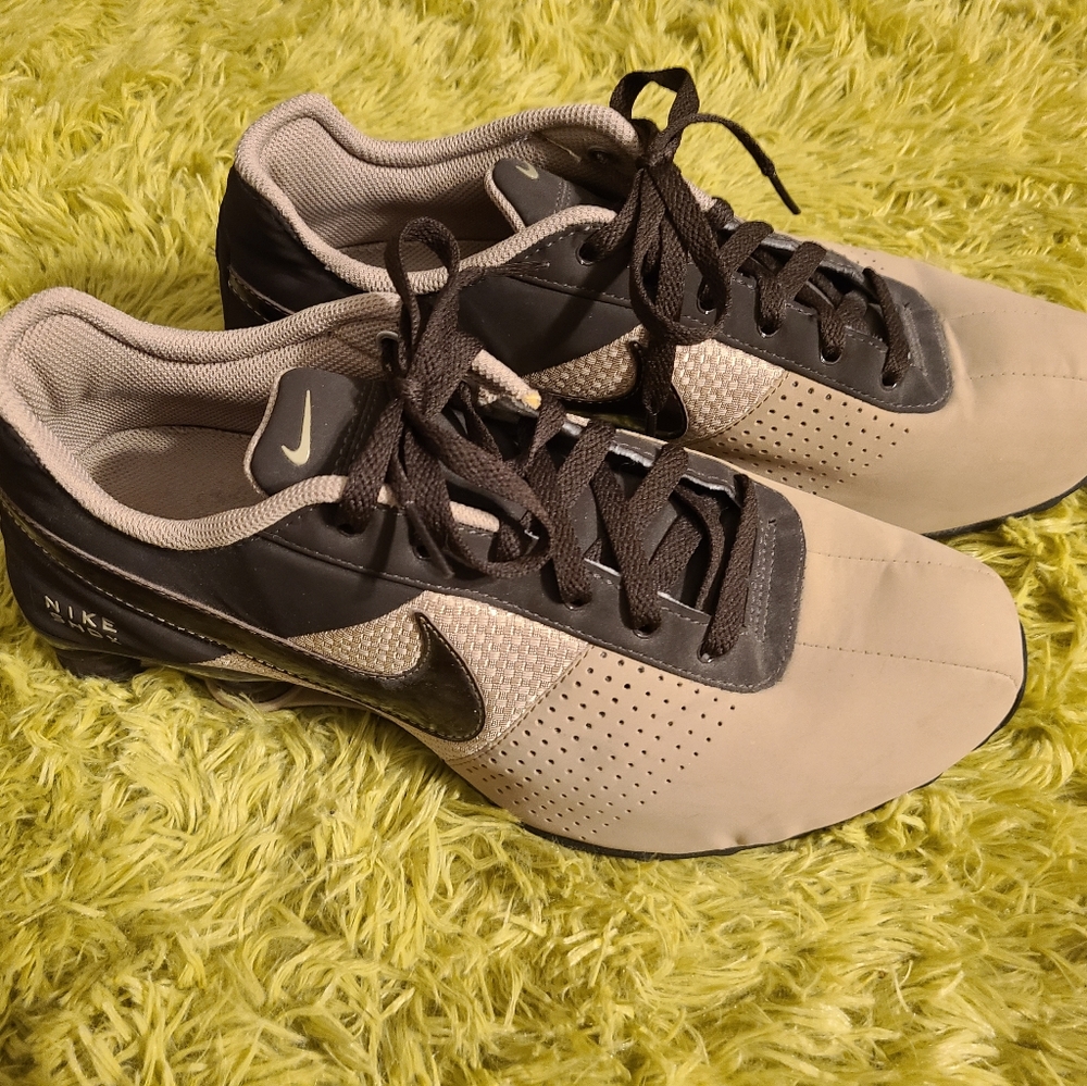 Nike Shox